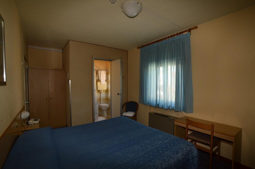 Hotel Astoria Алтопасчио Экстерьер фото